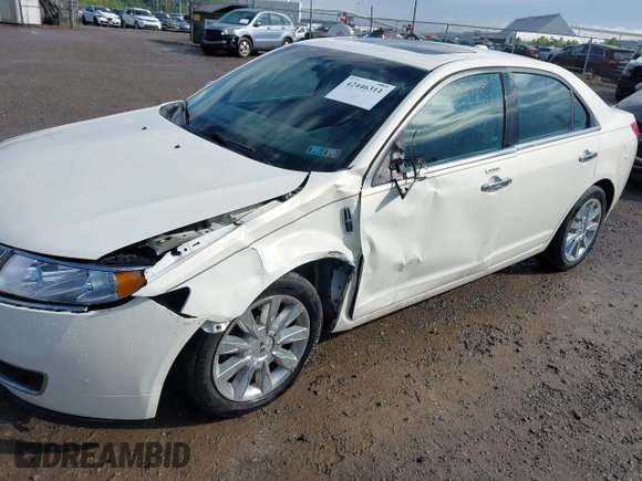 2012 Lincoln MKZ z VIN 3LNHL2JC1CR822059, wystawiony jako IAAI lot #42446311 z przebiegiem 93 202 mil mil oraz . Historia ofert i sprzedaży dostępna na DreamBid. Obrazek 6.