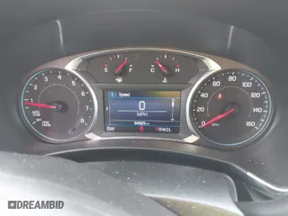 2019 Chevrolet Equinox LT with VIN 2GNAXKEV8K6110828, listed as a IAAI auction lot 41642376 with 84,825 mi miles. Bid and sale history available at carsss.com. Image 7.