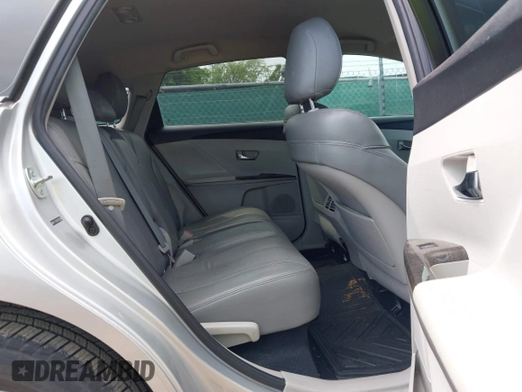 2013 Toyota Venza LE with VIN 4T3BA3BB4DU035888, listed as a IAAI auction lot 42357700 with 177,000 mi miles and . Bid and sale history available at DreamBid. Image 8.