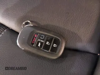 2023 Honda Pilot EX-L z VIN 5FNYG1H50PB019244, wystawiony jako IAAI lot #42091449 z przebiegiem 11 857 mil mil oraz . Historia ofert i sprzedaży dostępna na DreamBid. Obrazek 11.