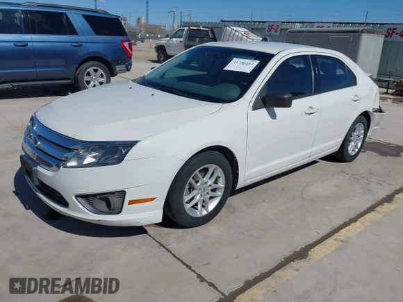 2012 Ford Fusion S with VIN 3FAHP0GA0CR137074, listed as a IAAI auction lot 41756162 with 165,205 mi miles. Bid and sale history available at carsss.com. Image 17.