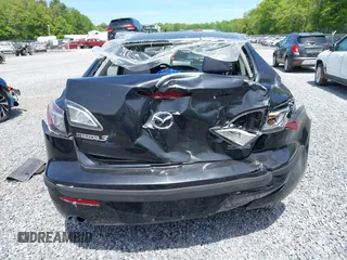 2013 Mazda 3 i Sport z VIN JM1BL1UPXD1851753, wystawiony jako IAAI lot #42349951 z przebiegiem 205 264 mil mil oraz . Historia ofert i sprzedaży dostępna na DreamBid. Obrazek 16.