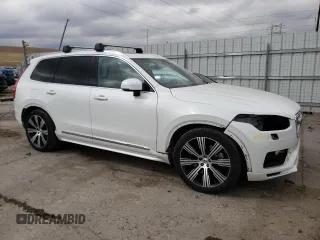 2021 Volvo XC90 Inscription Expression with VIN YV4BR0CL2M1673647, listed as a Copart auction lot 44119884 with 38,346 mi miles. Bid and sale history available at carsss.com. Image 4.