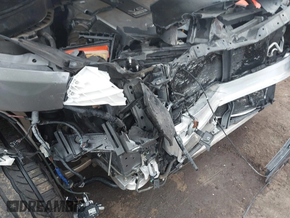 2017 Infiniti QX70 with VIN JN8CS1MW1HM416272, listed as a IAAI auction lot 41542987 with 48,139 mi miles and . Bid and sale history available at DreamBid. Image 18.
