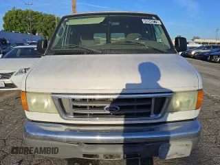 2004 Ford Econoline Cargo with VIN 1FTRE14W54HA62532, listed as a Copart auction lot 49949775 with Not Provided miles and Clean Title. Bid and sale history available at carsss.com. Image 5.