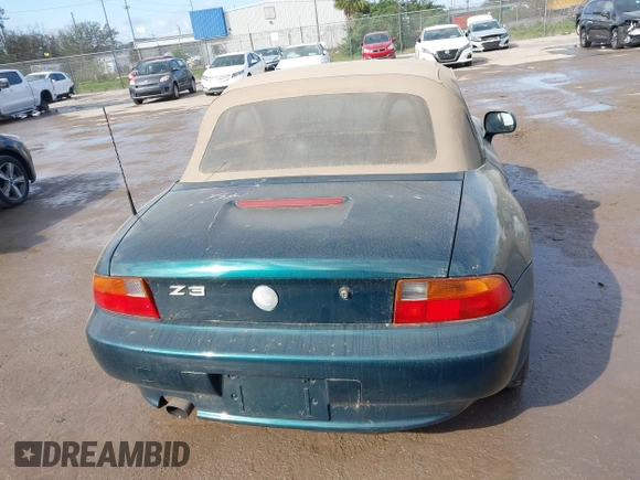 1998 BMW 3 Series 1.9L with VIN 4USCH732XWLE05993, listed as a IAAI auction lot 41551443 with 173,508 mi miles. Bid and sale history available at carsss.com. Image 8.