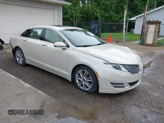 2014 Lincoln MKZ z VIN 3LN6L2G95ER808560, wystawiony jako IAAI lot #42288383 z przebiegiem 97 298 mil mil oraz . Historia ofert i sprzedaży dostępna na DreamBid. Obrazek 1.