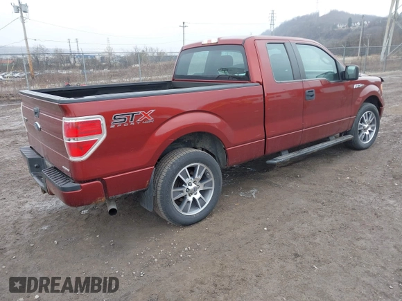 2014 Ford F-150 XL with VIN 1FTFX1EF0EKE42992, listed as a IAAI auction lot 41568048 with 156,499 mi miles. Bid and sale history available at carsss.com. Image 4.