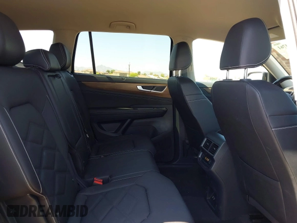 2025 Volkswagen Atlas SE with VIN 1V2WR2CAXSC519735, listed as a IAAI auction lot 42014761 with 2,957 mi miles and . Bid and sale history available at DreamBid. Image 8.