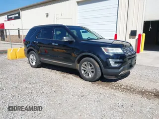 2016 Ford Explorer XLT with VIN 1FM5K7DHXGGB97992, listed as a IAAI auction lot 41880961 with 179,233 mi miles and . Bid and sale history available at carsss.com. Image 1.