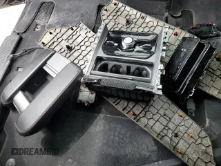 2024 Jeep Wagoneer Series II с VIN 1C4SJVBP5RS134324, выставлен на аукционе Copart как лот 49323295 с пробегом Не указан миль и Списание • Salvage title. История ставок и продаж доступна на DreamBid. Изображение 13.