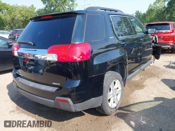 2010 GMC Terrain SLE-2 z VIN 2CTFLEEW3A6241947, wystawiony jako IAAI lot #42449864 z przebiegiem 131 655 mil mil oraz . Historia ofert i sprzedaży dostępna na DreamBid. Obrazek 4.