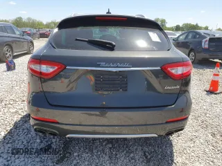 2017 Maserati Levante S z VIN ZN661YUL3HX230501, wystawiony jako Copart lot #56380275 z przebiegiem 82 058 mil mil oraz Czysty tytuł • Clean title. Historia ofert i sprzedaży dostępna na DreamBid. Obrazek 6.