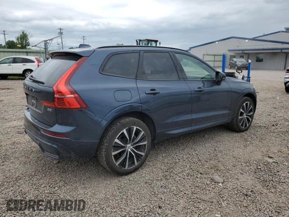 2023 Volvo XC60 Ultimate Dark Theme z VIN YV4L12RX2P1373659, wystawiony jako Copart lot #61017835 z przebiegiem 26 307 mil mil oraz Szkoda całkowita • Salvage title. Historia ofert i sprzedaży dostępna na DreamBid. Obrazek 3.