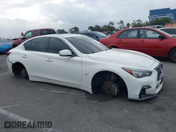 2018 Infiniti Q50 3.0t LUXE with VIN JN1EV7AP2JM363487, listed as a IAAI auction lot 40621618 with 125,508 mi miles. Bid and sale history available at carsss.com. Image 12.