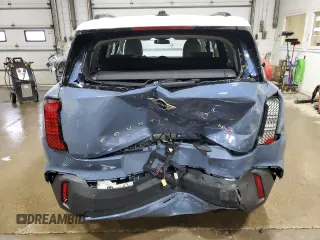 2025 MINI Countryman S z VIN WMZ23GA07S7R42869, wystawiony jako Copart lot #60282695 z przebiegiem 5 456 mil mil oraz Szkoda całkowita • Salvage title. Historia ofert i sprzedaży dostępna na DreamBid. Obrazek 6.