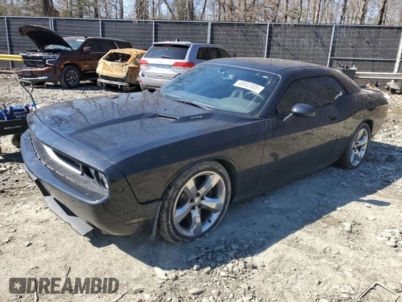 2014 Dodge Challenger R/T Plus z VIN 2C3CDYBT5EH108936, wystawiony jako Copart lot #46652305 z przebiegiem 229 673 mil mil oraz Szkoda całkowita • Salvage title. Historia ofert i sprzedaży dostępna na DreamBid. Obrazek 1.