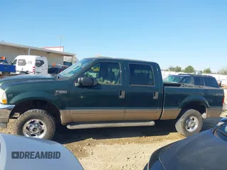 2003 Ford Super Duty F-250 XL with VIN 1FTNW21S23EA08088, listed as a IAAI auction lot 41671180 with 250,765 mi miles. Bid and sale history available at carsss.com. Image 14.