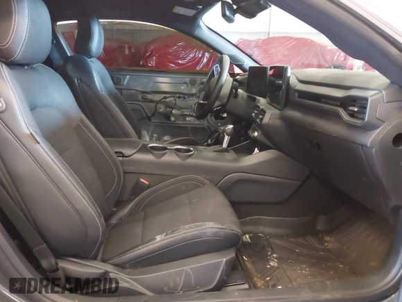 2024 Ford Mustang GT with VIN 1FA6P8CF9R5419104, listed as a IAAI auction lot 42304522 with 6,721 mi miles and . Bid and sale history available at DreamBid. Image 5.
