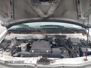 2005 Chevrolet Astro Cargo z VIN 1GCDM19X65B108694, wystawiony jako IAAI lot #42292530 z przebiegiem 120 426 mil mil oraz . Historia ofert i sprzedaży dostępna na DreamBid. Obrazek 10.