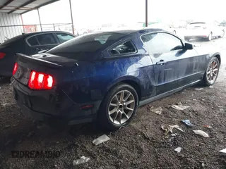 2011 Ford Mustang V6 with VIN 1ZVBP8AM9B5153645, listed as a IAAI auction lot 41304583 with 123,204 mi miles and . Bid and sale history available at carsss.com. Image 4.