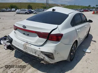 2019 Kia Forte LXS with VIN 3KPF24AD0KE128679, listed as a IAAI auction lot 39235456 with 1 mi miles. Bid and sale history available at carsss.com. Image 4.