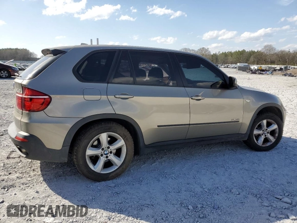 2010 BMW X5 35d with VIN 5UXFF0C58ALT76928, listed as a Copart auction lot 49082825 with 184,662 mi miles and Salvage Title. Bid and sale history available at carsss.com. Image 3.