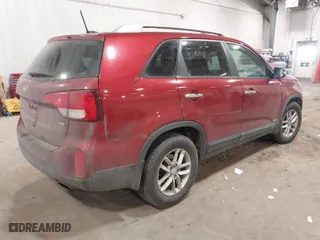 2015 Kia Sorento LX with VIN 5XYKTDA76FG580084, listed as a IAAI auction lot 41408761 with 184,650 mi miles. Bid and sale history available at carsss.com. Image 4.