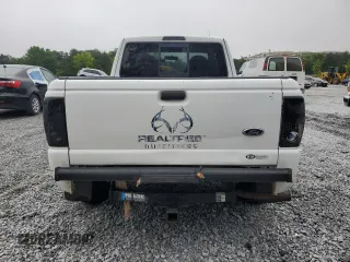 2002 Ford Ranger XL Fleet with VIN 1FTYR44U82TA21001, listed as a Copart auction lot 58392305 with 234,824 mi miles and Salvage title. Bid and sale history available at DreamBid. Image 6.