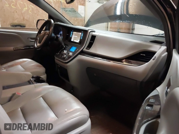 2015 Toyota Sienna Ltd with VIN 5TDDK3DCXFS122419, listed as a IAAI auction lot 41336752 with 243,567 mi miles. Bid and sale history available at carsss.com. Image 5.
