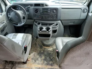 2009 Ford Econoline Cargo Commercial with VIN 1FTNE14W09DA19293, listed as a Copart auction lot 51929495 with 253,326 mi miles and Salvage Title. Bid and sale history available at DreamBid. Image 8.