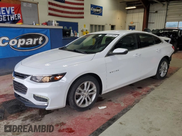 2018 Chevrolet Malibu LT z VIN 1G1ZD5ST1JF233439, wystawiony jako Copart lot #53371825 z przebiegiem 143 072 mil mil oraz Szkody całkowita. Historia ofert i sprzedaży dostępna na DreamBid. Obrazek 1.