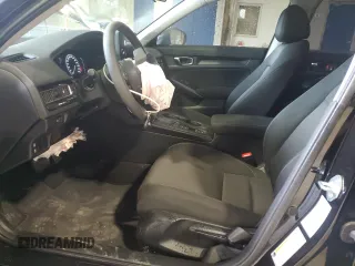 2024 Honda Civic LX z VIN 2HGFE2F23RH118070, wystawiony jako Copart lot #53295545 z przebiegiem 29 000 mil mil oraz Czysty tytuł • Clean title. Historia ofert i sprzedaży dostępna na DreamBid. Obrazek 7.