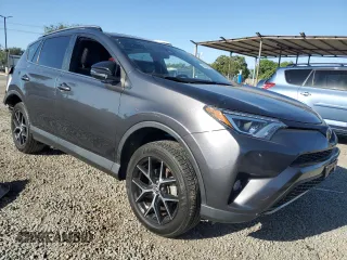 2017 Toyota RAV4 SE with VIN JTMNFREV0HJ706274, listed as a Copart auction lot 61437185 with 93,478 mi miles and Salvage title. Bid and sale history available at DreamBid. Image 4.