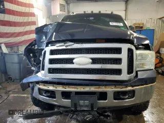 2007 Ford F-250 XL with VIN 1FTSX21P77EA06533, listed as a Copart auction lot 44176825 with 120,488 mi miles and Salvage Title. Bid and sale history available at DreamBid. Image 5.