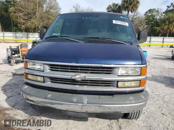 2001 Chevrolet Express z VIN 1GAHG39R511239436, wystawiony jako Copart lot #43115255 z przebiegiem 91 398 mil mil oraz Czysty tytuł • Clean title. Historia ofert i sprzedaży dostępna na DreamBid. Obrazek 5.