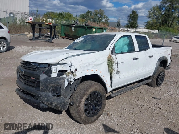 2023 Chevrolet Colorado 4WD Trail Boss with VIN 1GCPTEEK1P1264569, listed as a IAAI auction lot 40547362 with Not Provided miles. Bid and sale history available at carsss.com. Image 17.