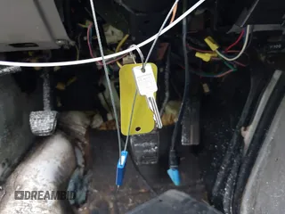 1994 Chevrolet Chevy Van с VIN 1GBEG25K7RF171947, выставлен на аукционе IAAI как лот 42483170 с пробегом 173 855 миль миль и . История ставок и продаж доступна на DreamBid. Изображение 11.