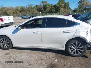 2019 Lexus ES 350 z VIN 58ABZ1B11KU051047, wystawiony jako IAAI lot #41721365 z przebiegiem 84 209 mil mil oraz . Historia ofert i sprzedaży dostępna na DreamBid. Obrazek 14.