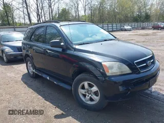 2006 Kia Sorento LX with VIN KNDJD733965650982, listed as a IAAI auction lot 42005208 with 189,991 mi miles and . Bid and sale history available at DreamBid. Image 1.