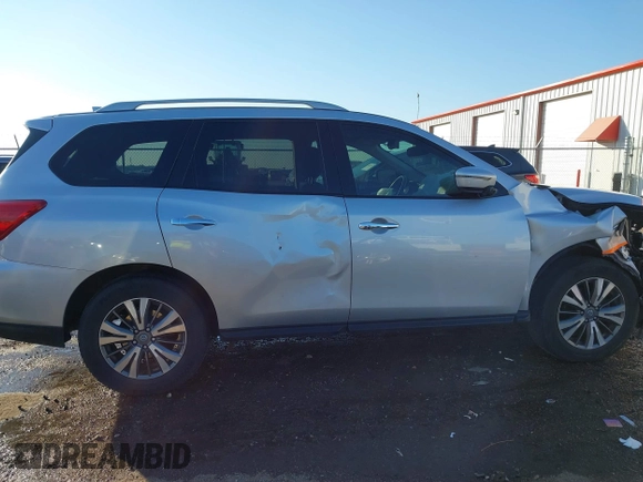 2020 Nissan Pathfinder SV with VIN 5N1DR2BN3LC591984, listed as a IAAI auction lot 40992368 with 95,885 mi miles and . Bid and sale history available at DreamBid. Image 13.
