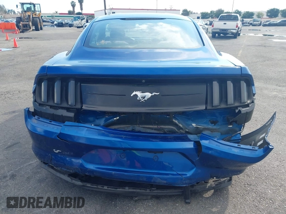 2018 Ford Mustang EcoBoost z VIN 1FA6P8TH0J5172447, wystawiony jako IAAI lot #41657679 z przebiegiem 21 422 mil mil oraz . Historia ofert i sprzedaży dostępna na DreamBid. Obrazek 16.