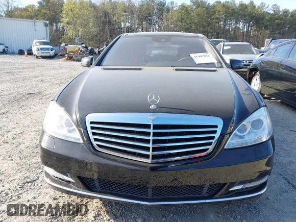 2012 Mercedes-Benz S 550 z VIN WDDNG9EB9CA453330, wystawiony jako IAAI lot #41905056 z przebiegiem Nie podano mil oraz . Historia ofert i sprzedaży dostępna na DreamBid. Obrazek 12.