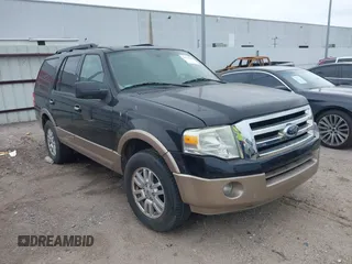 2013 Ford Expedition XLT z VIN 1FMJU1H56DEF24689, wystawiony jako IAAI lot #41924127 z przebiegiem 120 651 mil mil oraz . Historia ofert i sprzedaży dostępna na DreamBid. Obrazek 1.