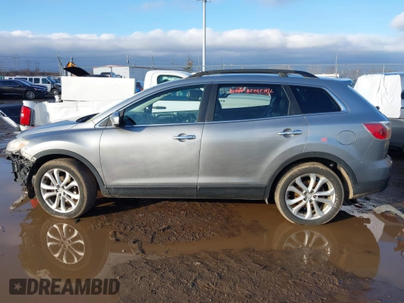 2011 Mazda CX-9 Grand Touring with VIN JM3TB3DV1B0302986, listed as a IAAI auction lot 41500223 with 156,244 mi miles. Bid and sale history available at carsss.com. Image 15.