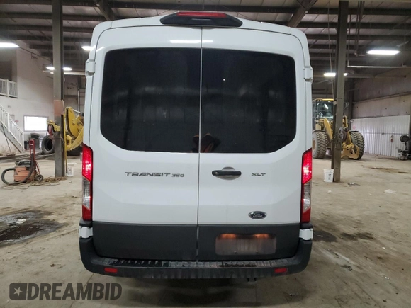 2022 Ford Transit Passenger XL z VIN 1FBAX2C82NKA78986, wystawiony jako Copart lot #42490795 z przebiegiem 63 246 mil mil oraz Czysty tytuł • Clean title. Historia ofert i sprzedaży dostępna na DreamBid. Obrazek 6.