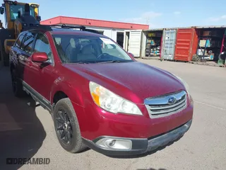 2011 Subaru Outback 2.5i Limited with VIN 4S4BRBJC0B3347828, listed as a IAAI auction lot 41752312 with 123,484 mi miles. Bid and sale history available at carsss.com. Image 1.