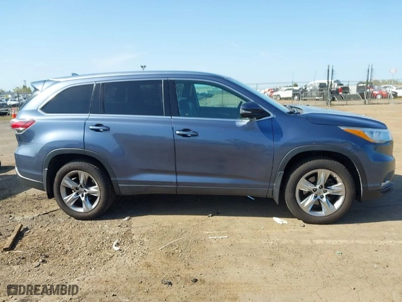 2014 Toyota Highlander Limited with VIN 5TDDKRFH7ES034700, listed as a IAAI auction lot 41989777 with 168,932 mi miles. Bid and sale history available at carsss.com. Image 13.