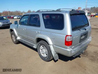 2000 Toyota 4Runner SR5 with VIN JT3HN86R4Y0316249, listed as a IAAI auction lot 42062417 with 92,268 mi miles. Bid and sale history available at carsss.com. Image 3.