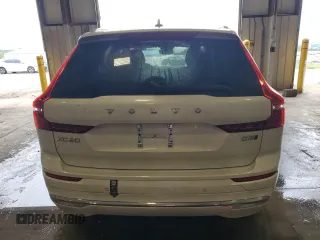 2022 Volvo XC60 Inscription with VIN YV4L12RL2N1083576, listed as a Copart auction lot 57669655 with 40,764 mi miles and Salvage title. Bid and sale history available at DreamBid. Image 6.